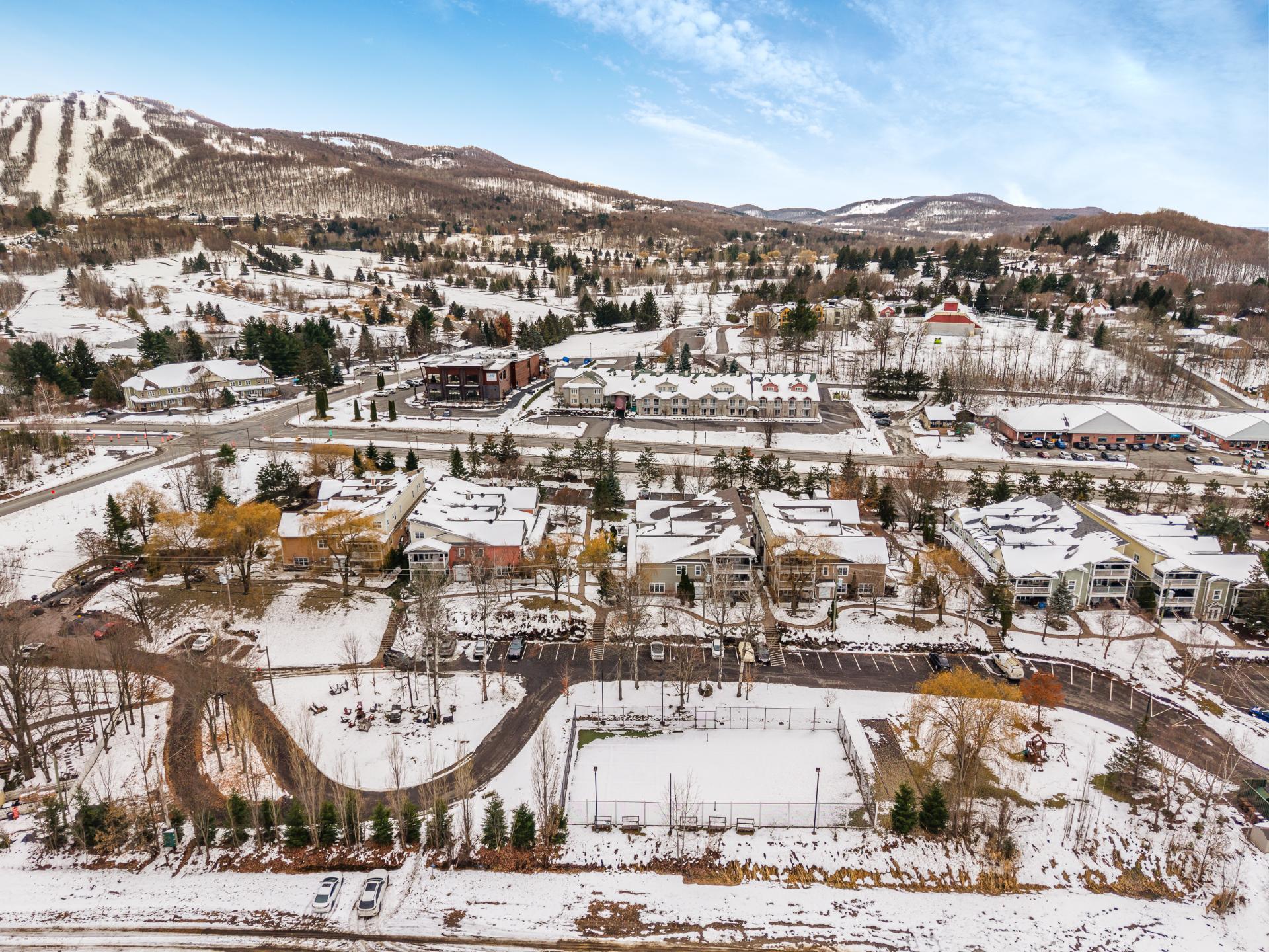 









130


Boul. de Bromont

, 101,
Bromont,




QC
J2L2K8

