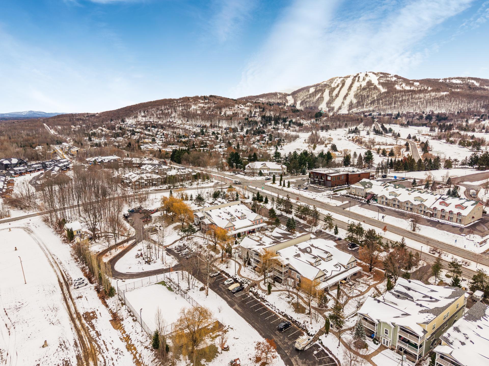 









130


Boul. de Bromont

, 101,
Bromont,




QC
J2L2K8

