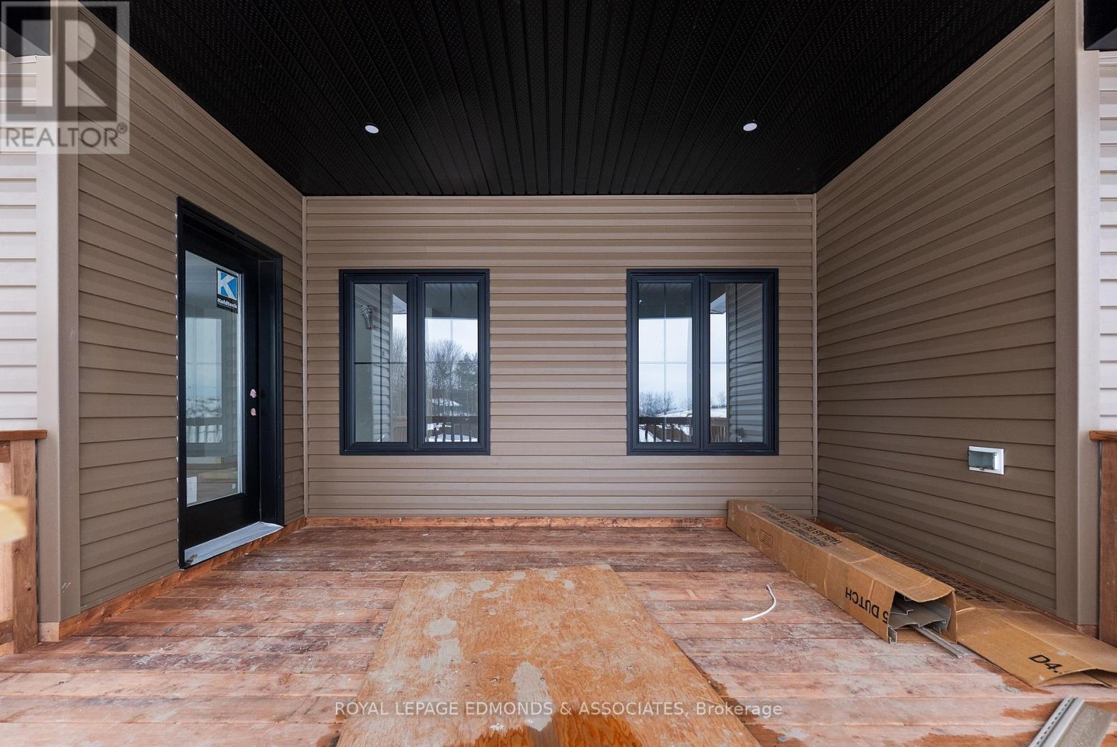 












26 BAMAGILLIA STREET

,
Whitewater Region,




Ontario
K0J1K0

