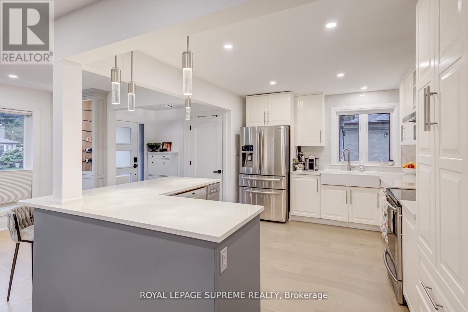 












138 DRISCOLL ROAD

,
Richmond Hill,




Ontario
L4C4H7

