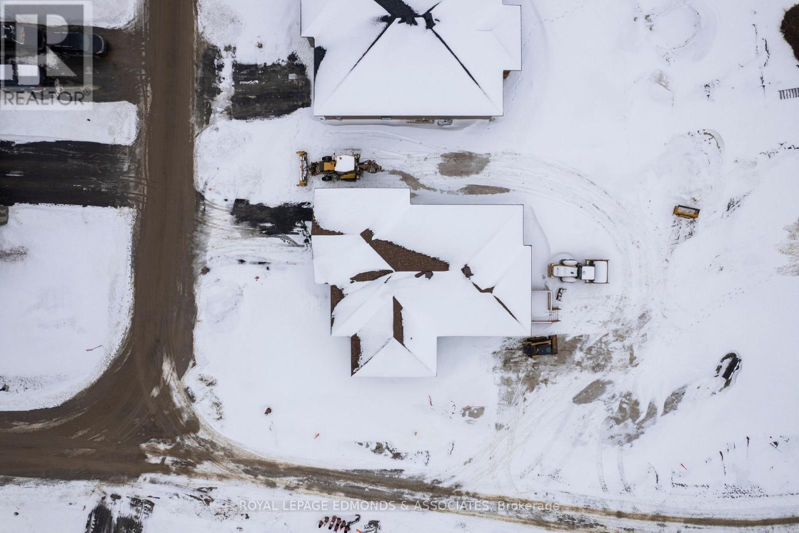 












30 BAMAGILLIA STREET

,
Whitewater Region,




Ontario
K0J1K0

