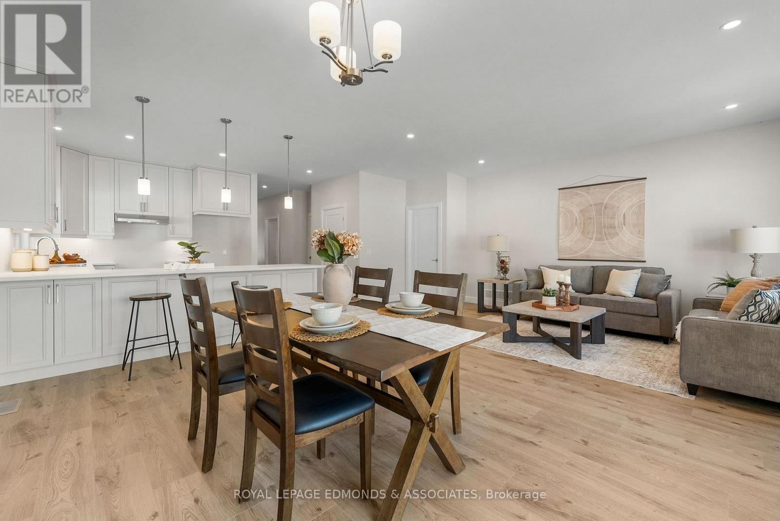 












30 BAMAGILLIA STREET

,
Whitewater Region,




Ontario
K0J1K0

