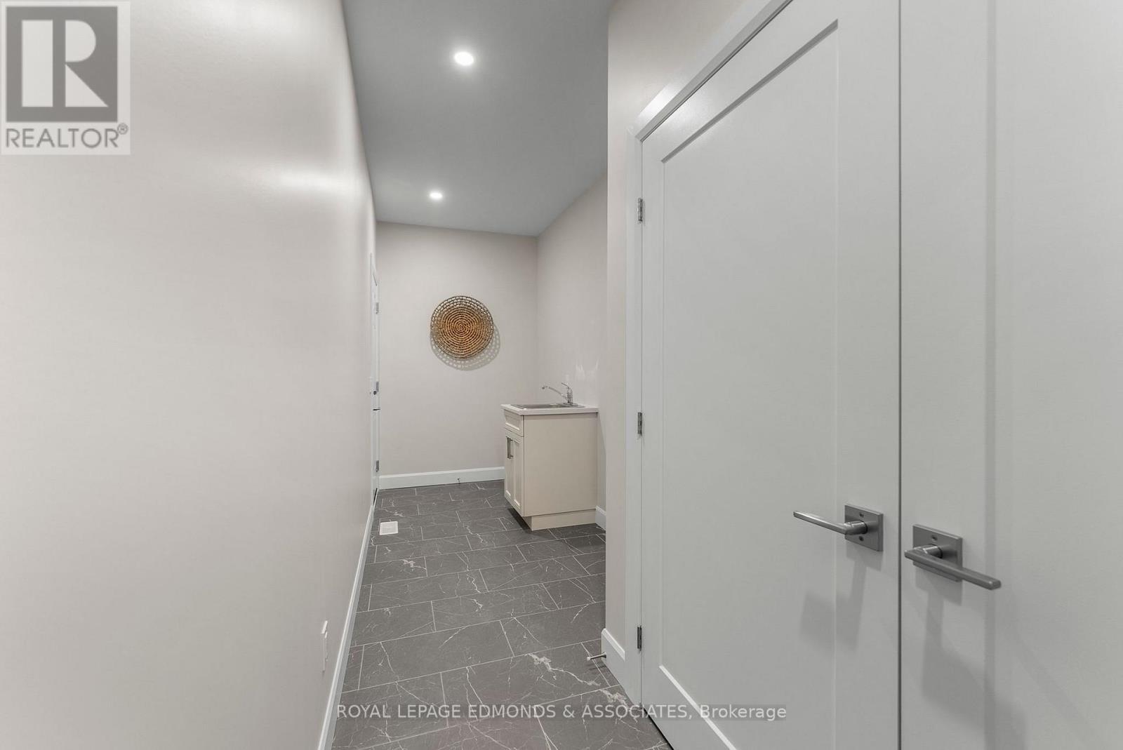 












30 BAMAGILLIA STREET

,
Whitewater Region,




Ontario
K0J1K0

