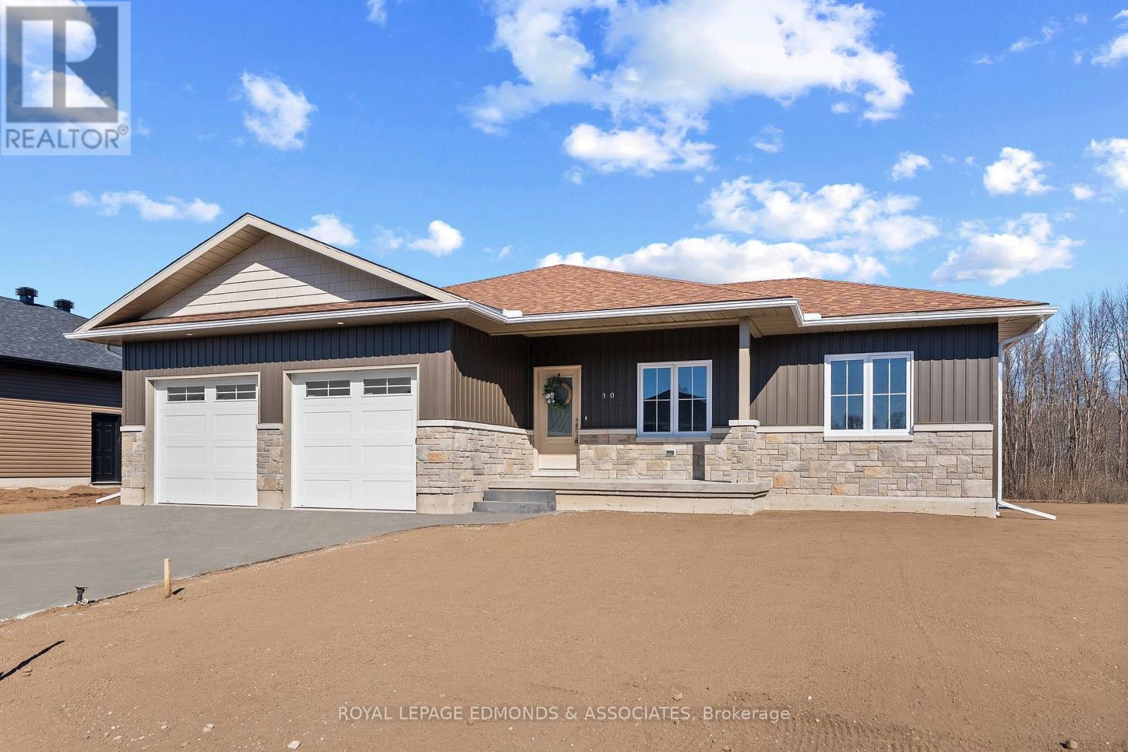 












30 BAMAGILLIA STREET

,
Whitewater Region,




Ontario
K0J1K0

