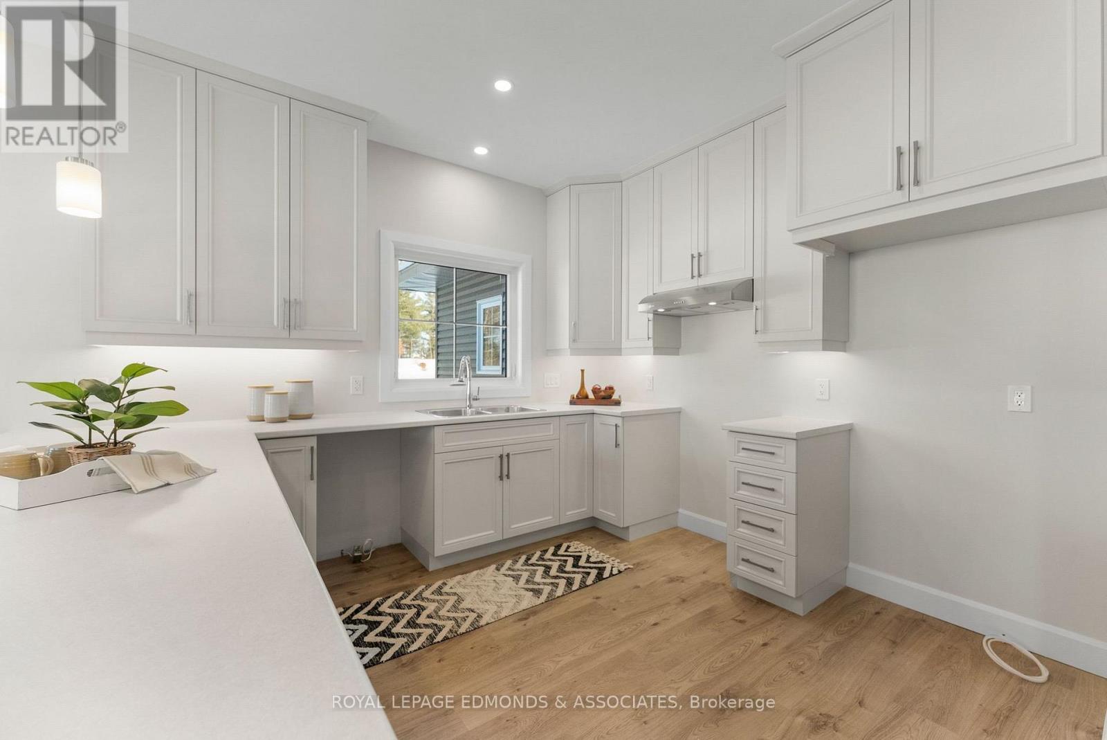 












30 BAMAGILLIA STREET

,
Whitewater Region,




Ontario
K0J1K0

