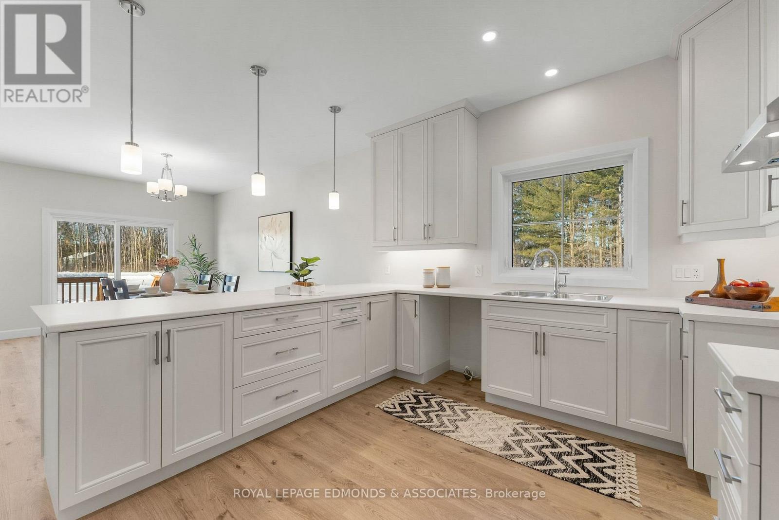












30 BAMAGILLIA STREET

,
Whitewater Region,




Ontario
K0J1K0

