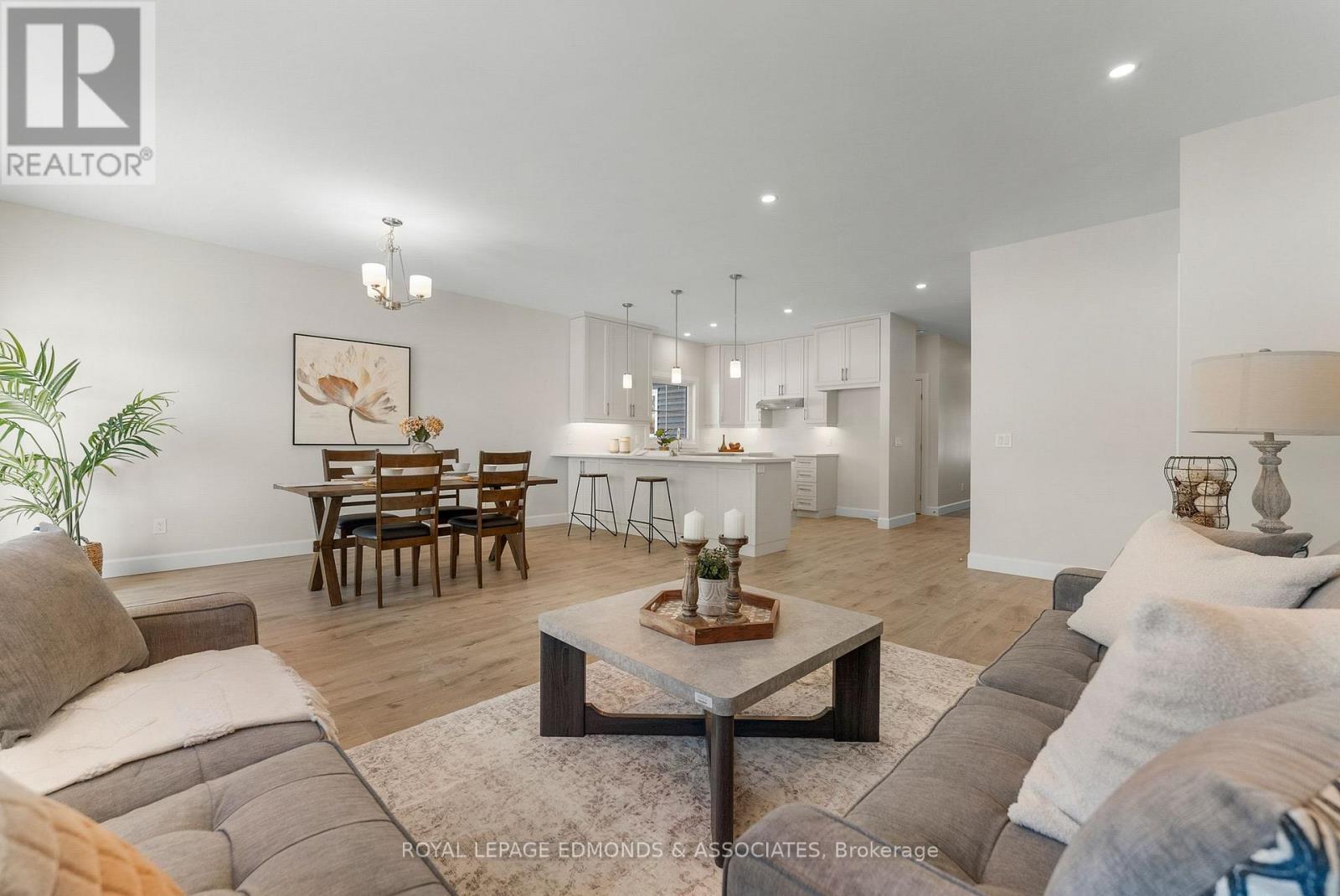 












30 BAMAGILLIA STREET

,
Whitewater Region,




Ontario
K0J1K0

