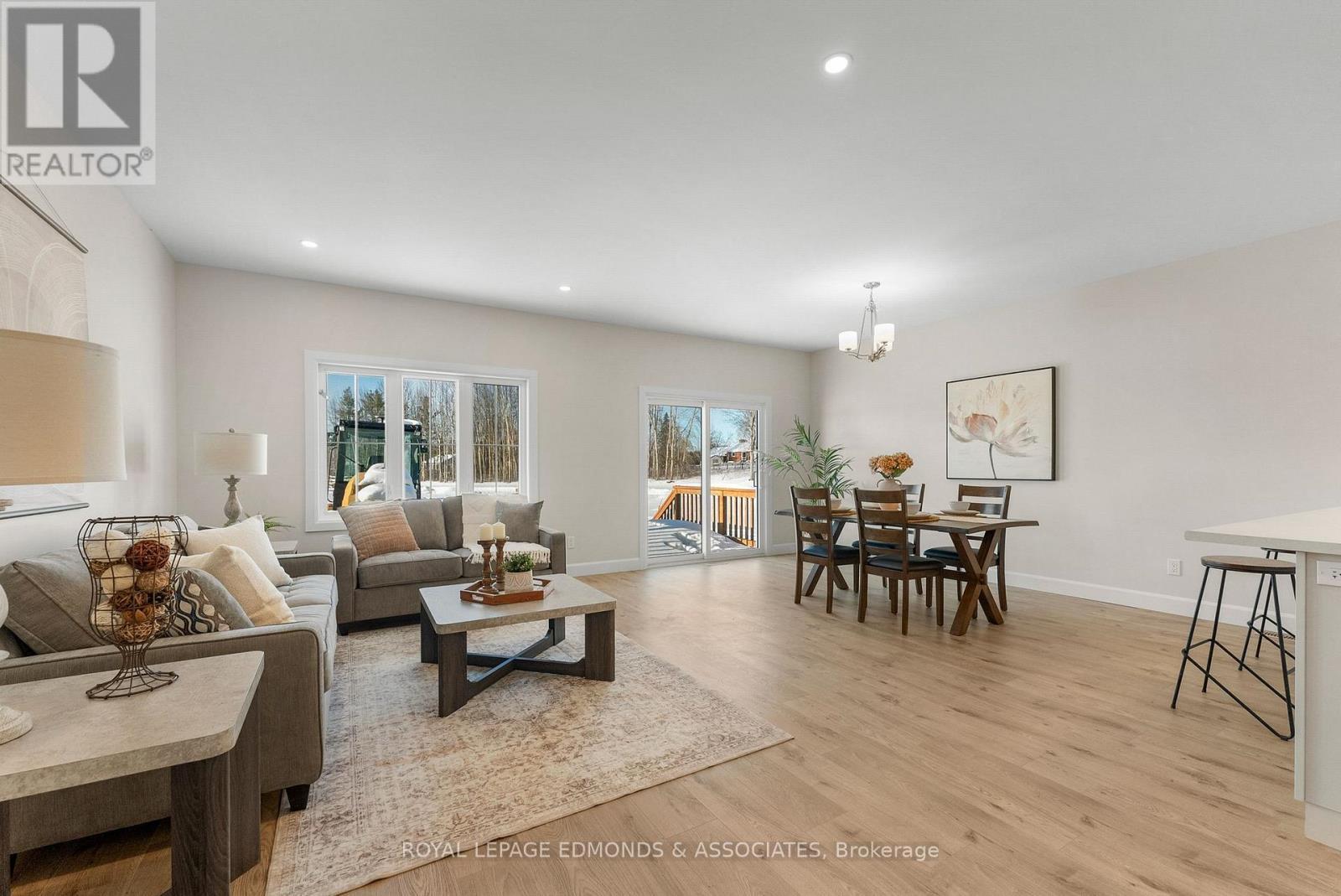 












30 BAMAGILLIA STREET

,
Whitewater Region,




Ontario
K0J1K0

