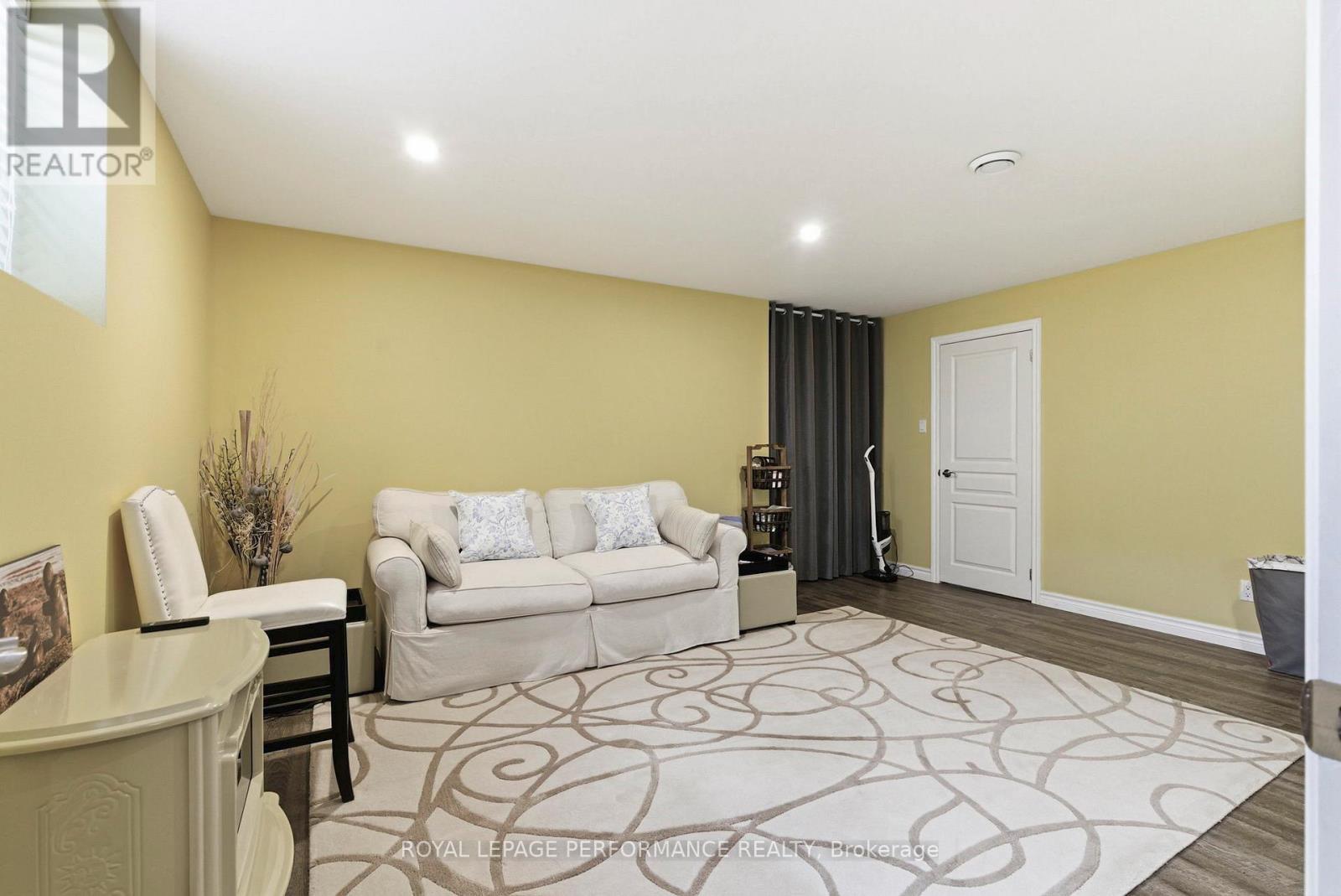 












18132 ST. LAURENT BOULEVARD

,
South Glengarry,




Ontario
K6H0G7

