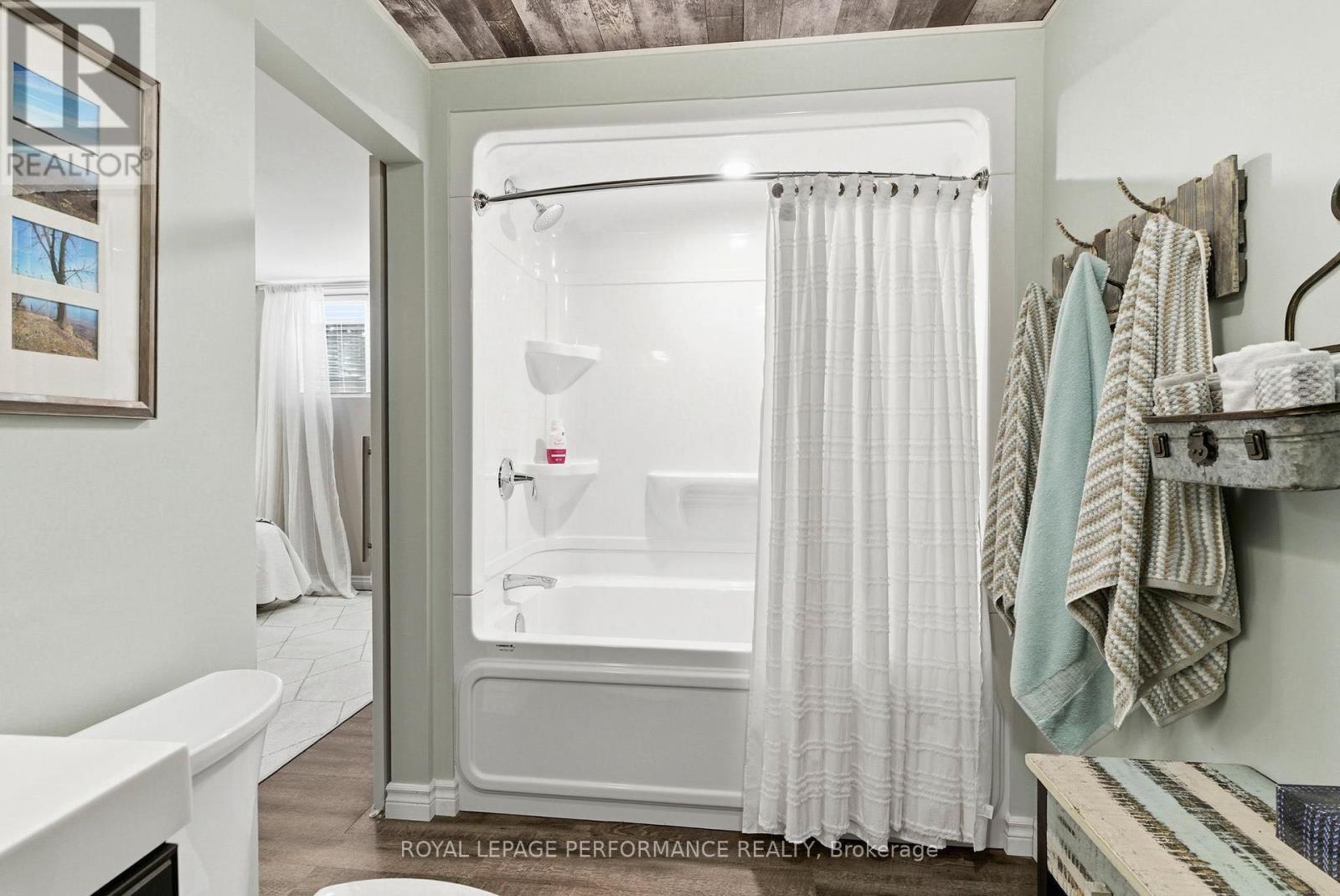 












18132 ST. LAURENT BOULEVARD

,
South Glengarry,




Ontario
K6H0G7

