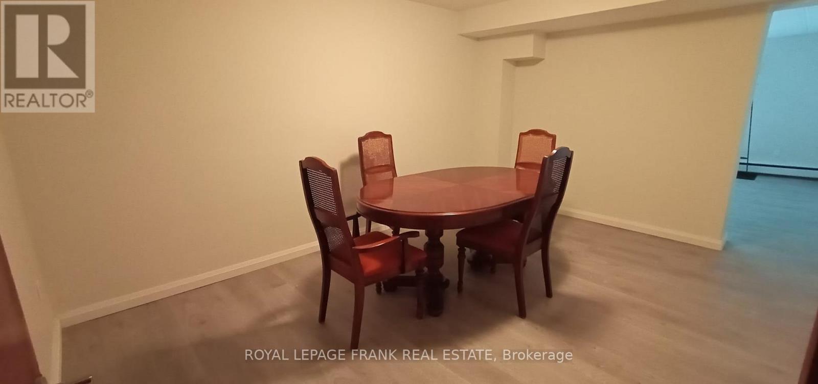 












BASEMENT - 926 WALNUT COURT

,
Oshawa (Donevan),




Ontario
L1H2H9

