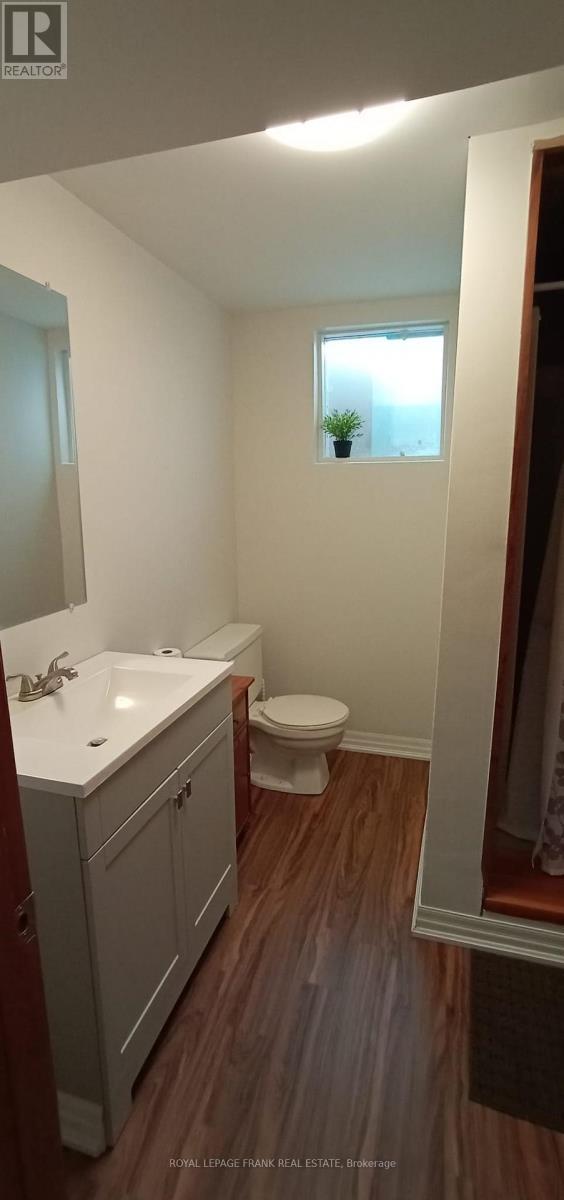 












BASEMENT - 926 WALNUT COURT

,
Oshawa (Donevan),




Ontario
L1H2H9

