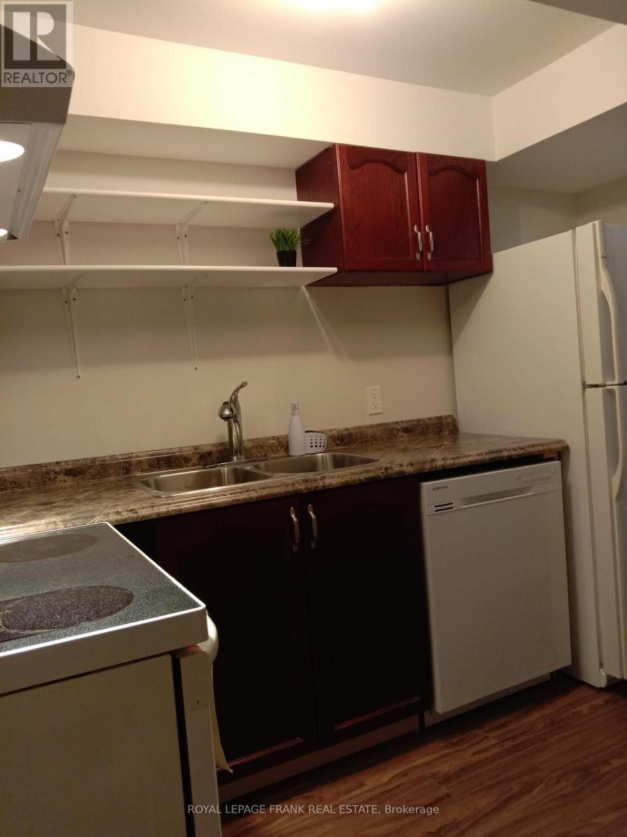 












BASEMENT - 926 WALNUT COURT

,
Oshawa (Donevan),




Ontario
L1H2H9

