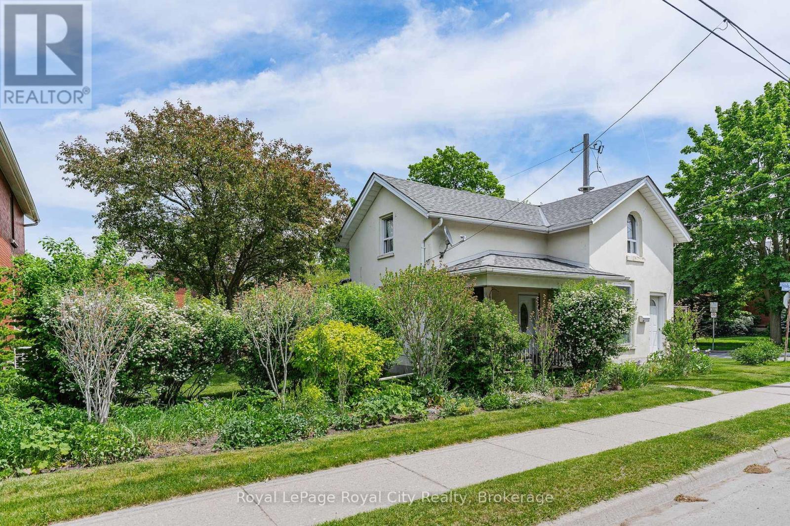 












81 EDINBURGH ROAD N

,
Guelph (Downtown),




Ontario
N1H5R2

