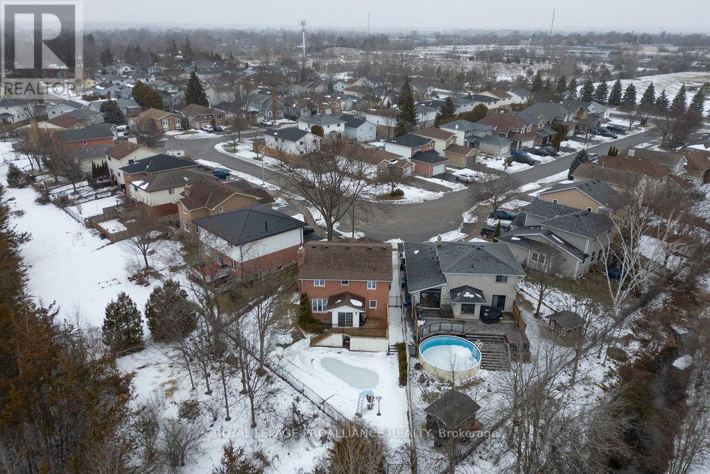 












29 SHERWOOD CRESCENT

,
Belleville (Belleville Ward),




Ontario
K8P5G2

