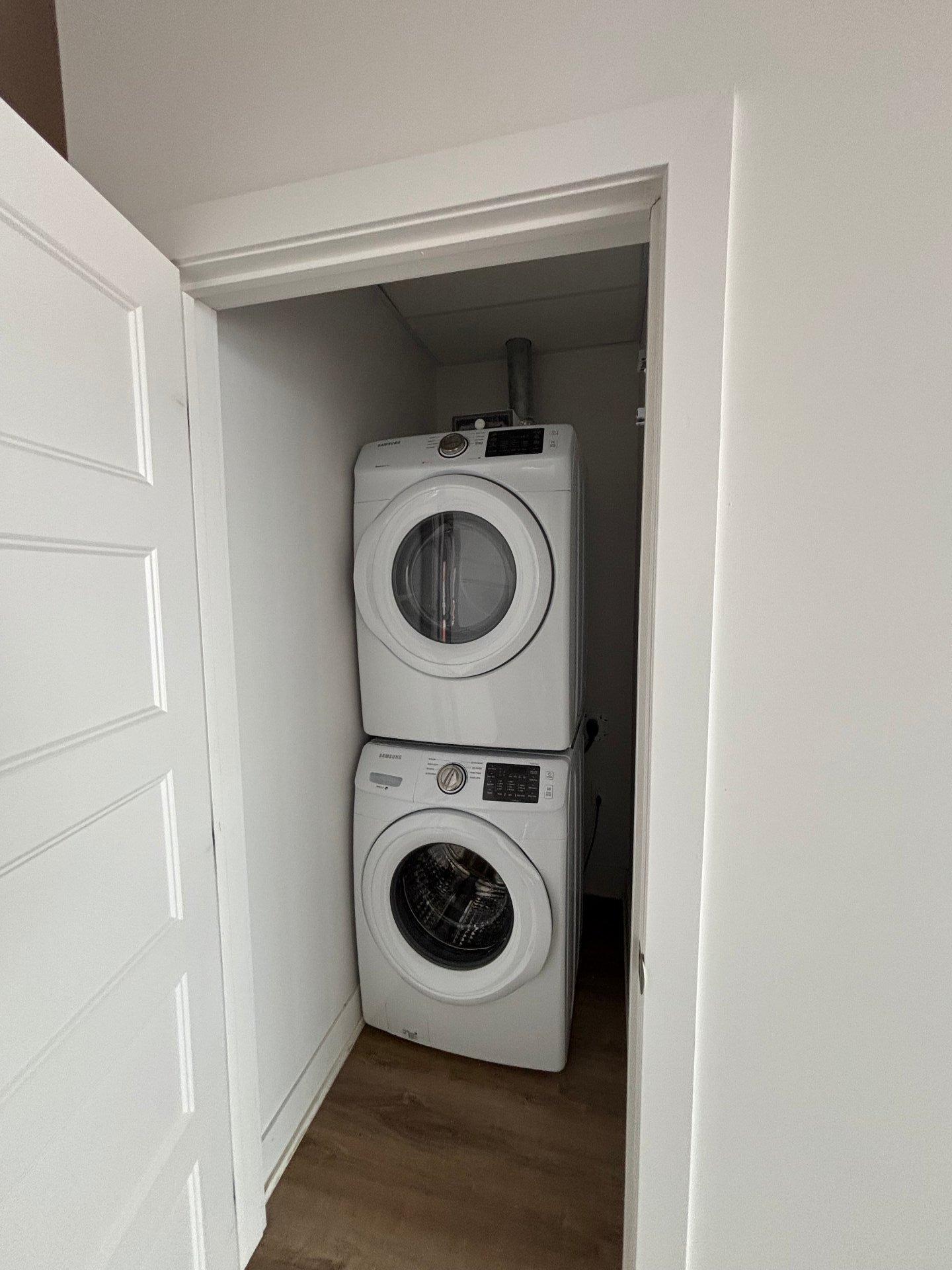 









50


Rue d'Ambre

, 502,
Candiac,




QC
J5R0S3

