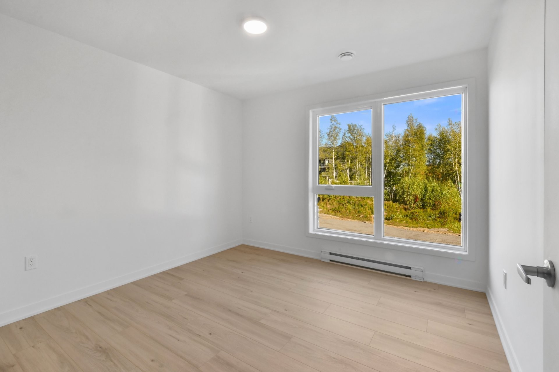 









110


Rue de Joliette

, 008,
Bromont,




QC
J2L3L5

