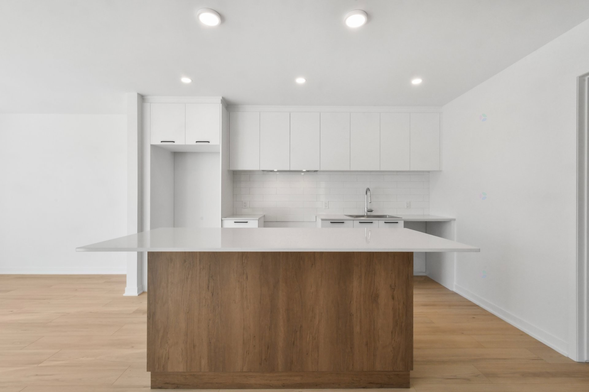 









110


Rue de Joliette

, 008,
Bromont,




QC
J2L3L5

