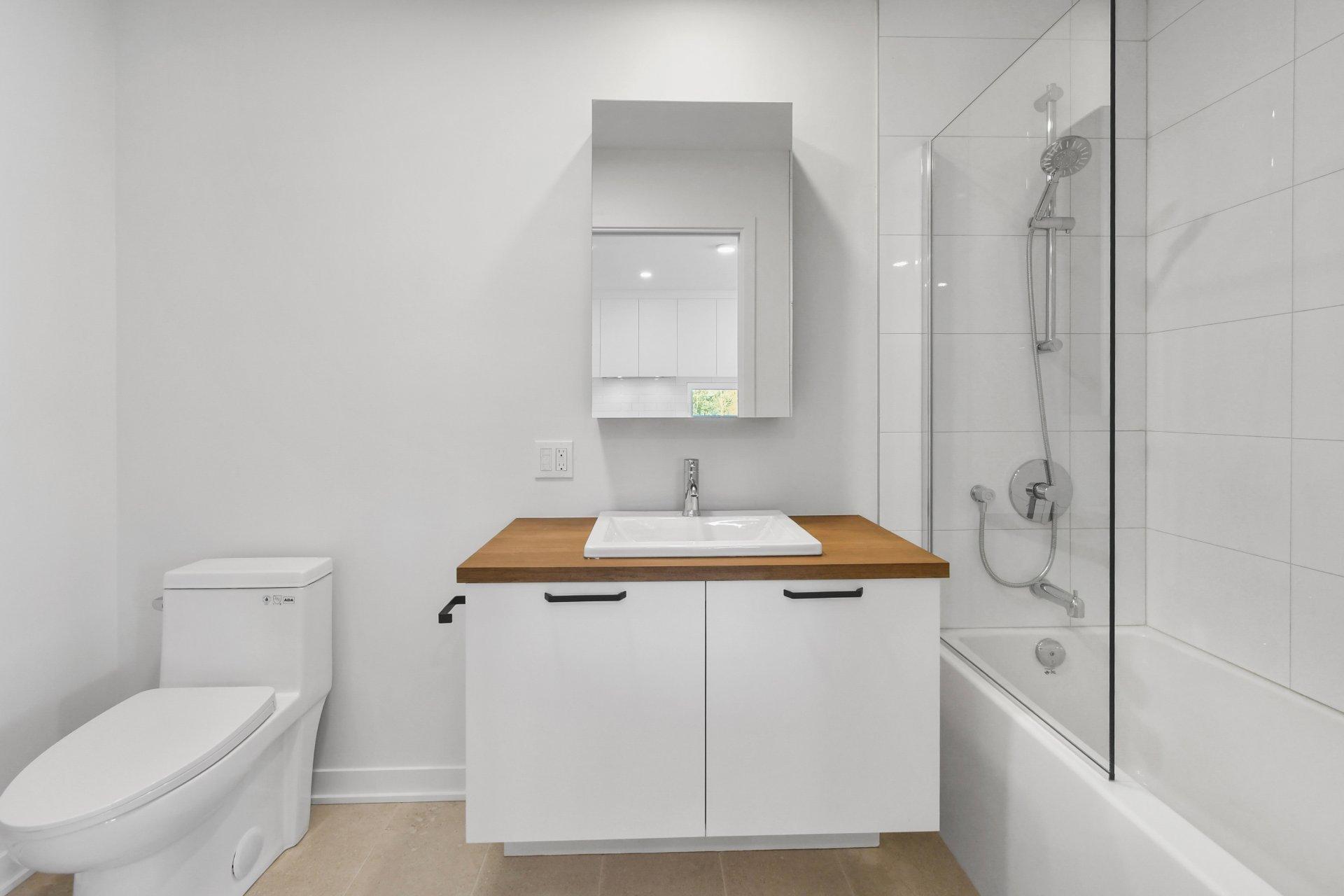 









110


Rue de Joliette

, 205,
Bromont,




QC
J2L3L5

