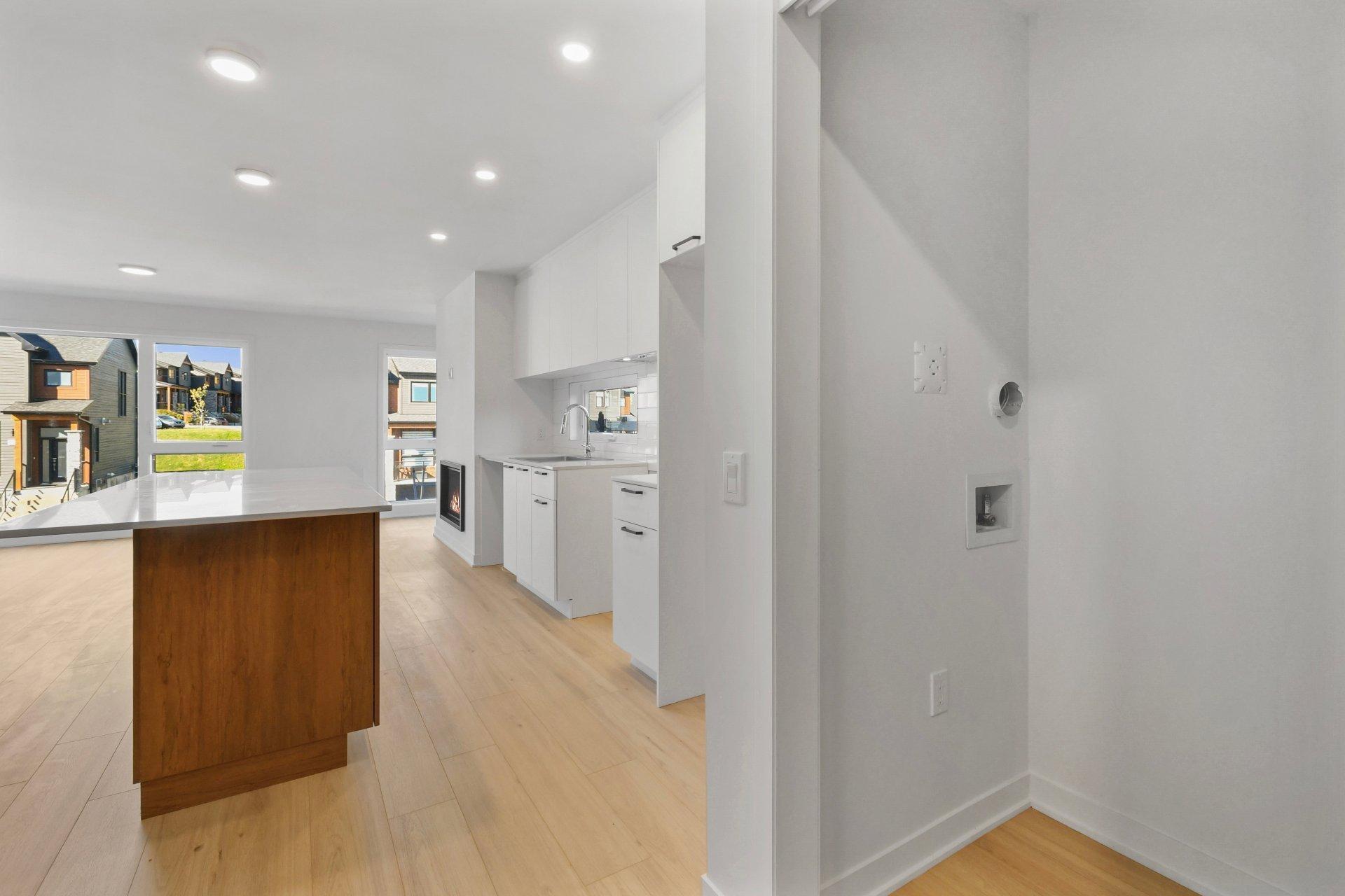 









110


Rue de Joliette

, 205,
Bromont,




QC
J2L3L5

