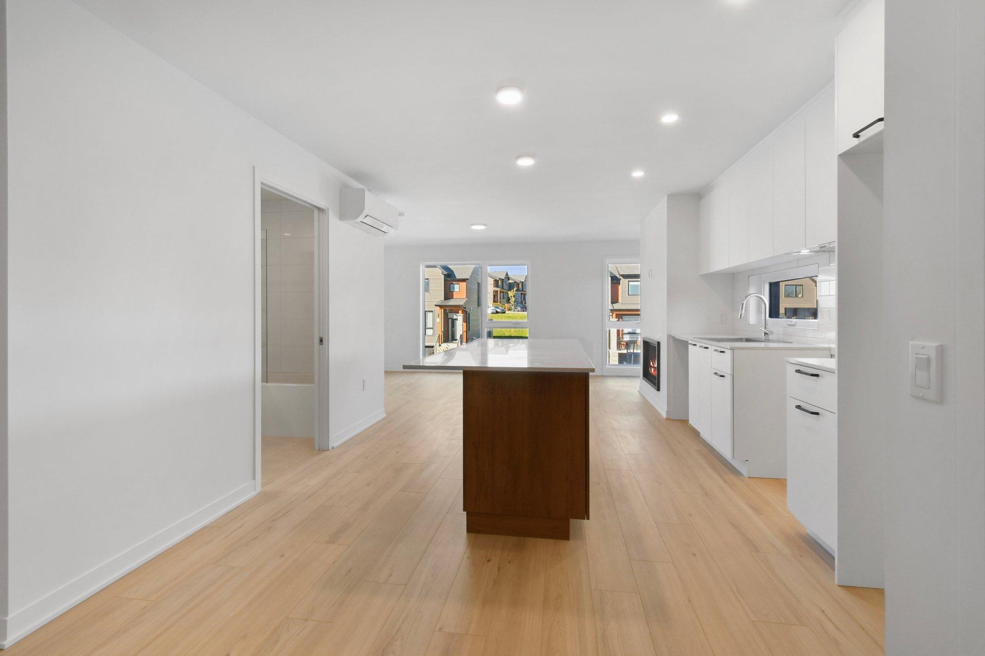 









110


Rue de Joliette

, 205,
Bromont,




QC
J2L3L5

