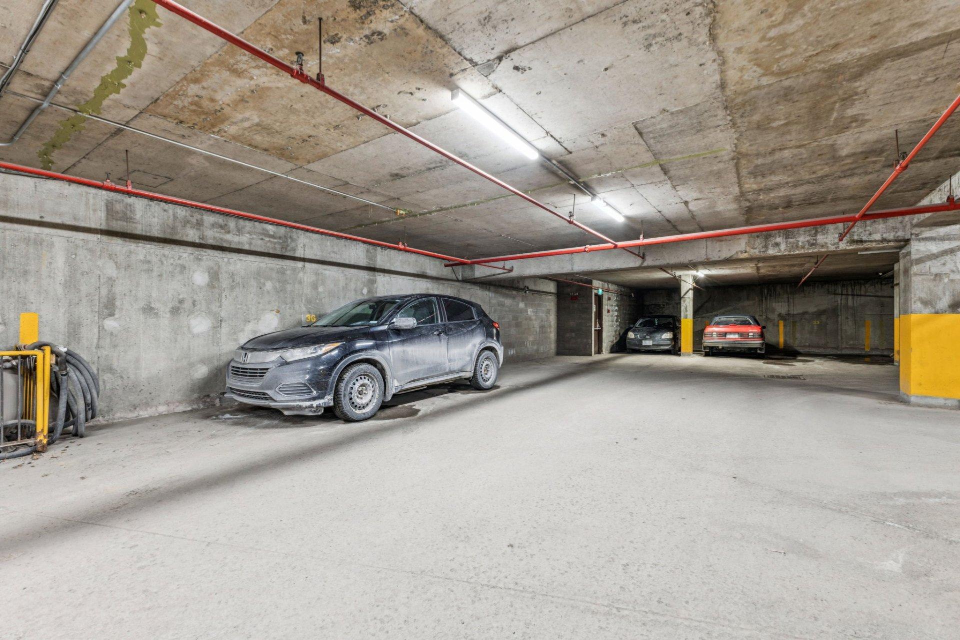 









259


Rue Champlain

, 606,
Gatineau (Hull),




QC
J8X3R9

