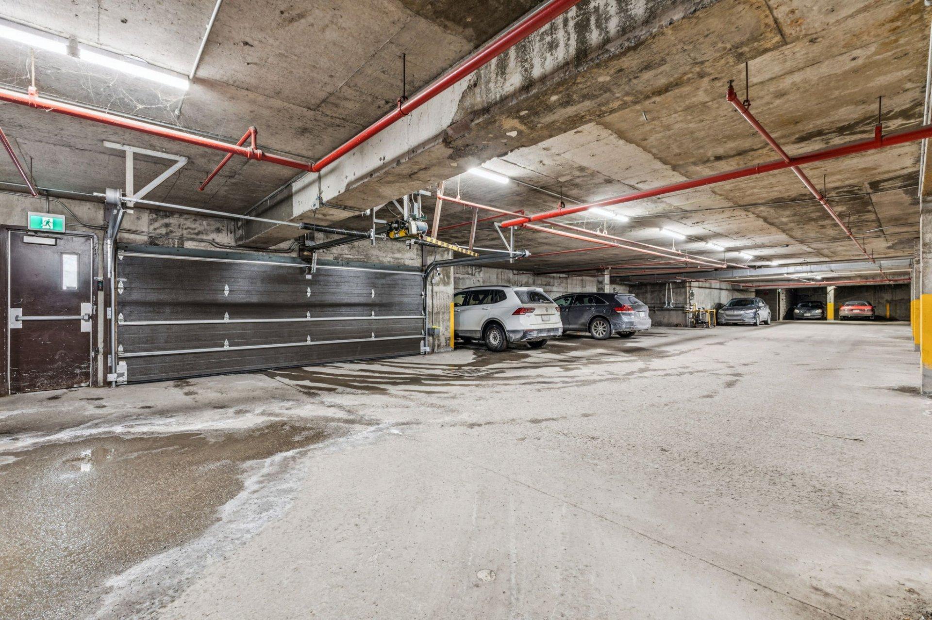 









259


Rue Champlain

, 606,
Gatineau (Hull),




QC
J8X3R9

