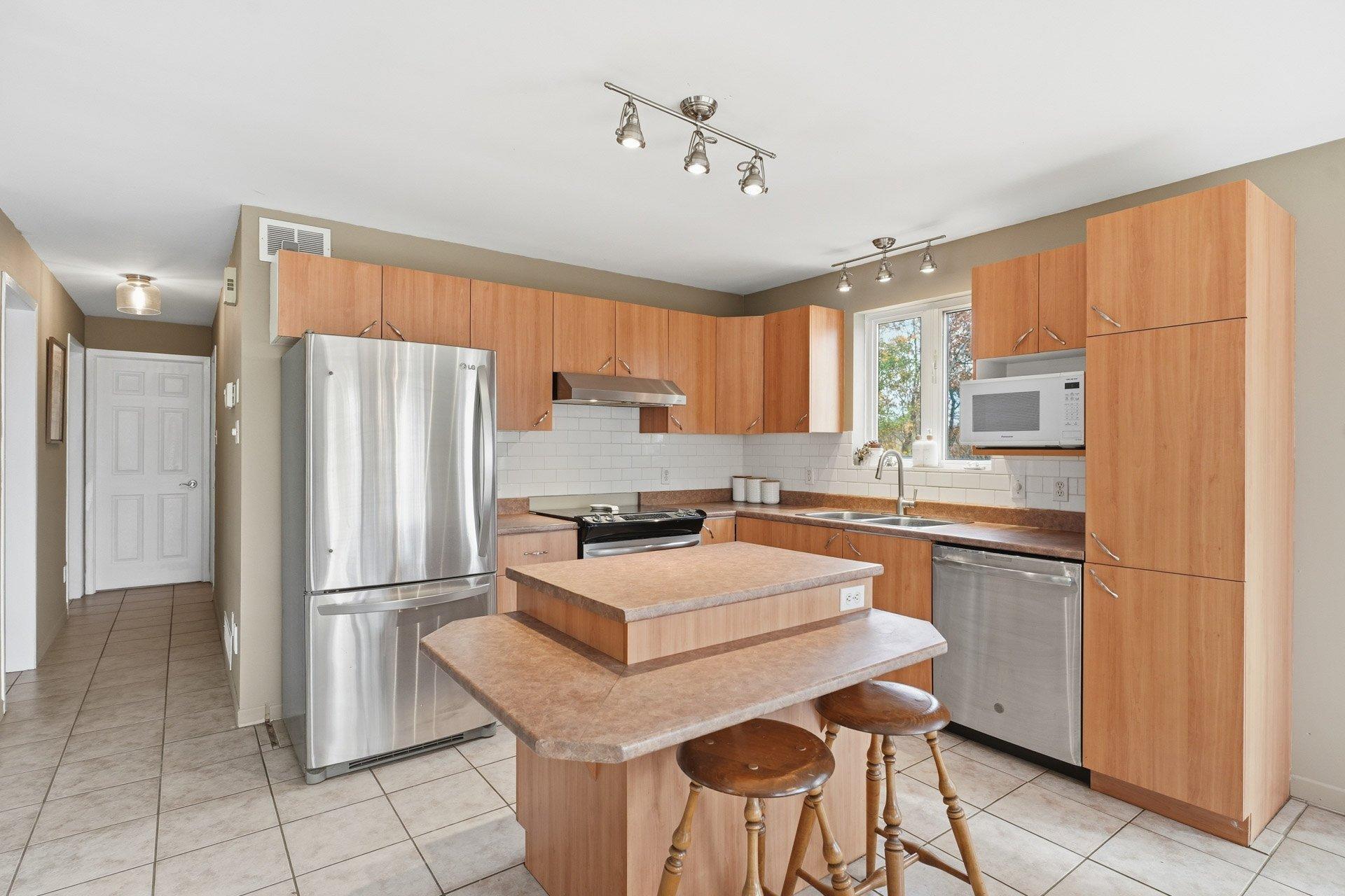 









17


Rue Alta Ridge

,
Cantley,




QC
J8V3B2

