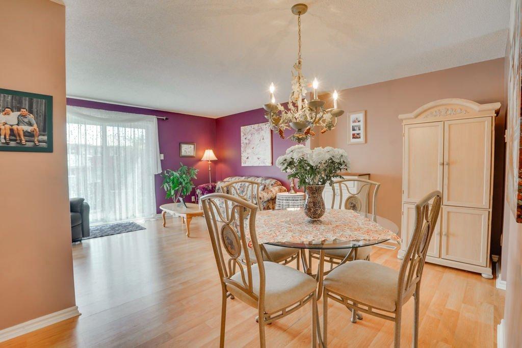 









148


Rue de la Terrasse-Eardley

,
Gatineau (Aylmer),




QC
J9H6B5

