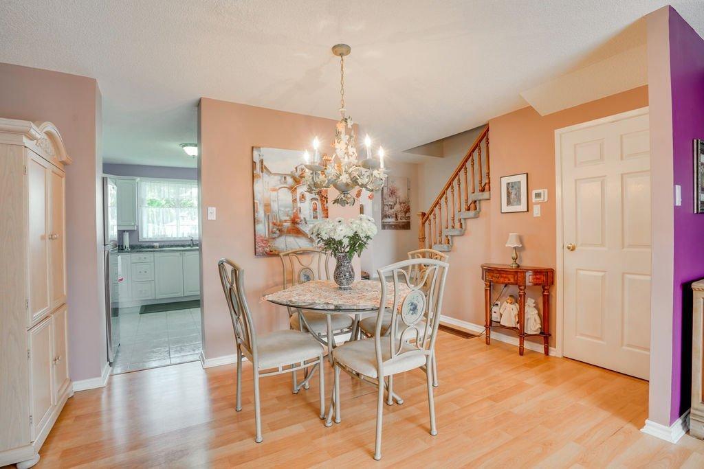 









148


Rue de la Terrasse-Eardley

,
Gatineau (Aylmer),




QC
J9H6B5

