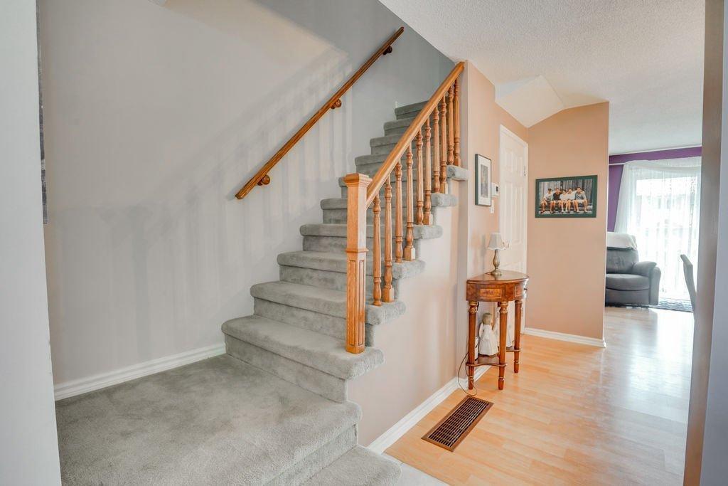 









148


Rue de la Terrasse-Eardley

,
Gatineau (Aylmer),




QC
J9H6B5

