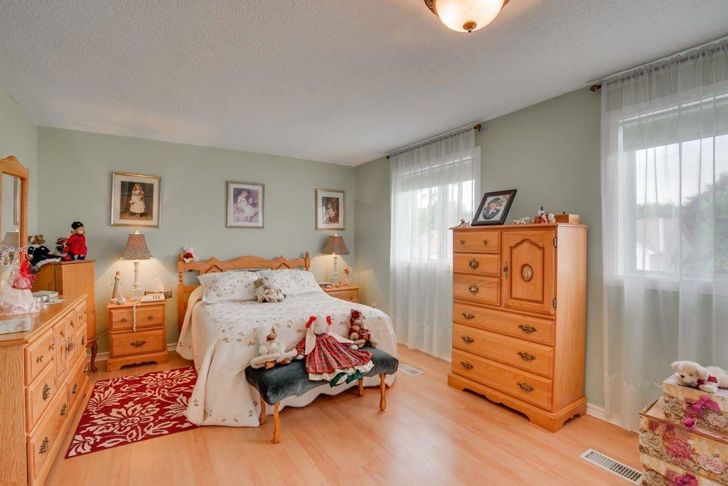 









148


Rue de la Terrasse-Eardley

,
Gatineau (Aylmer),




QC
J9H6B5

