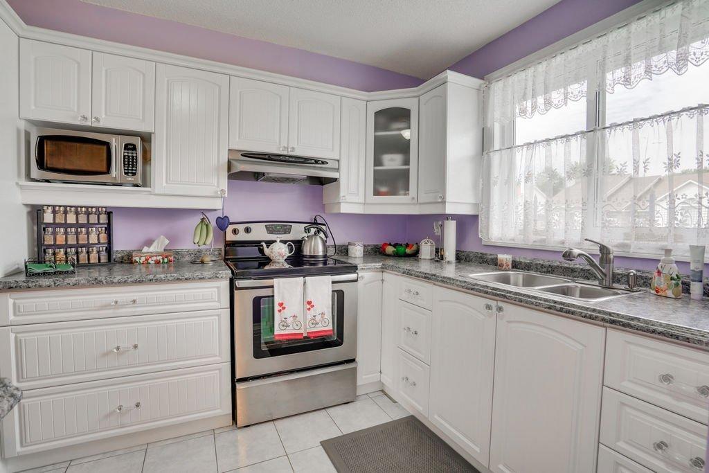 









148


Rue de la Terrasse-Eardley

,
Gatineau (Aylmer),




QC
J9H6B5

