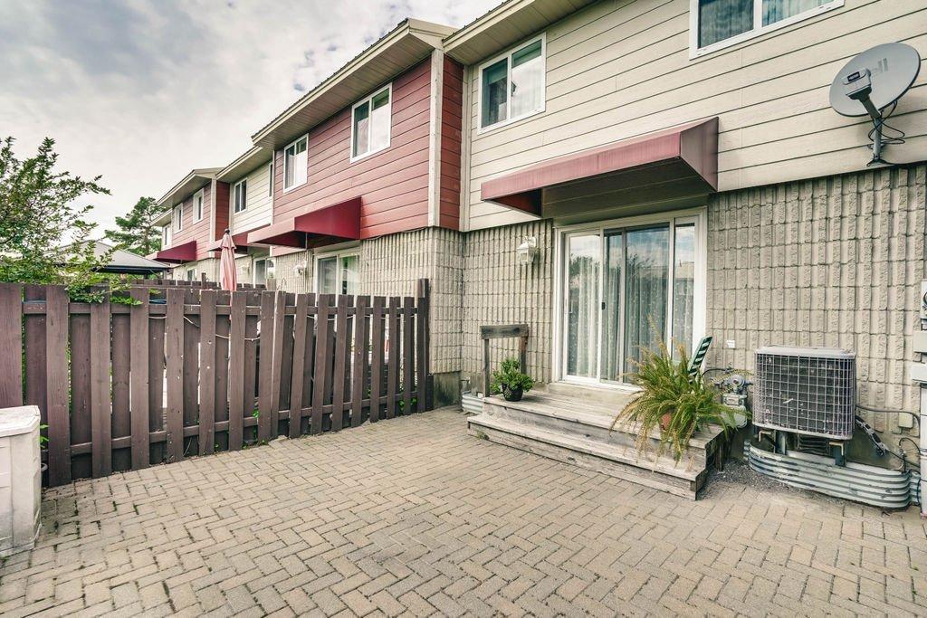 









148


Rue de la Terrasse-Eardley

,
Gatineau (Aylmer),




QC
J9H6B5

