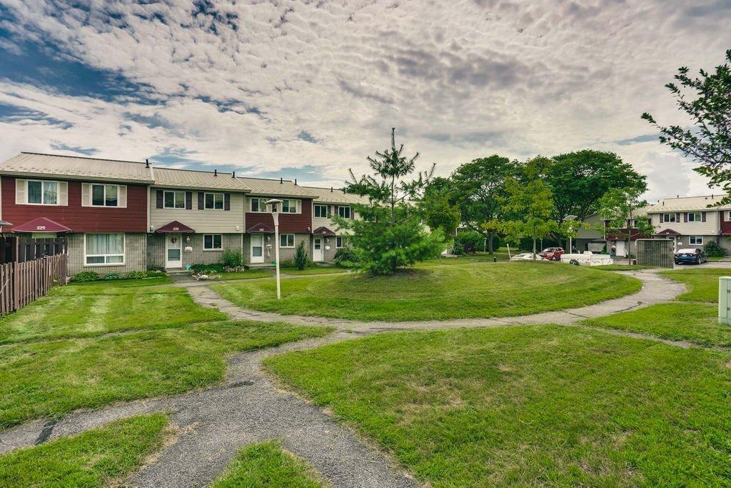 









148


Rue de la Terrasse-Eardley

,
Gatineau (Aylmer),




QC
J9H6B5

