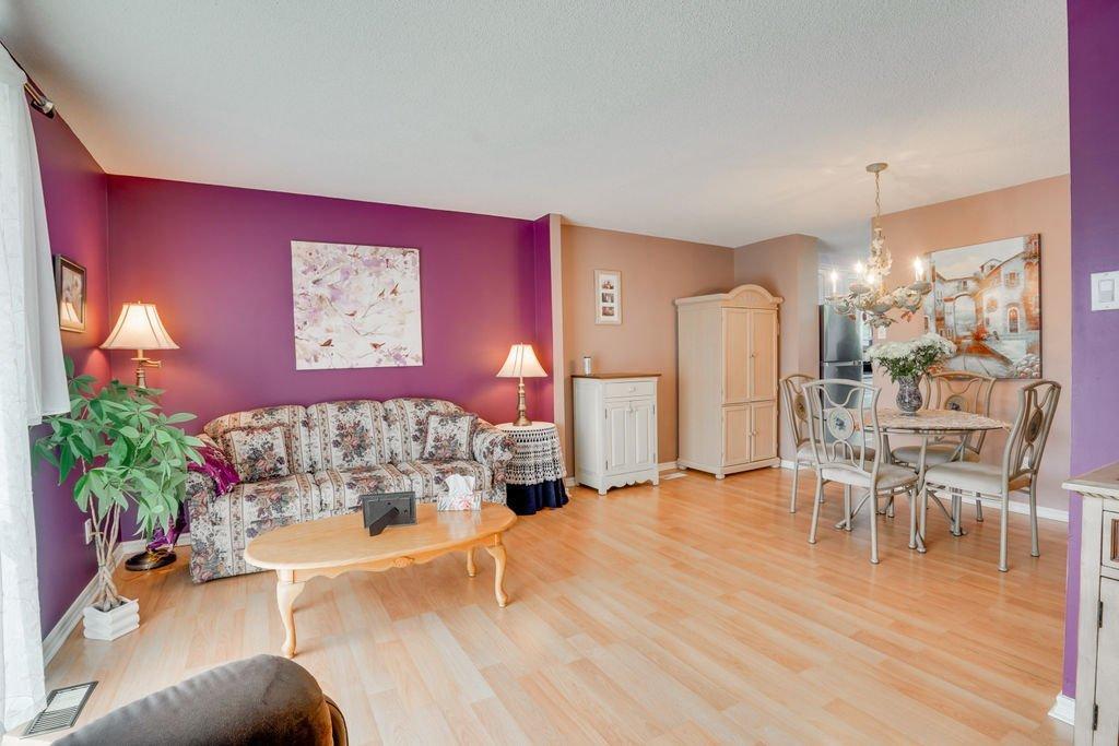 









148


Rue de la Terrasse-Eardley

,
Gatineau (Aylmer),




QC
J9H6B5

