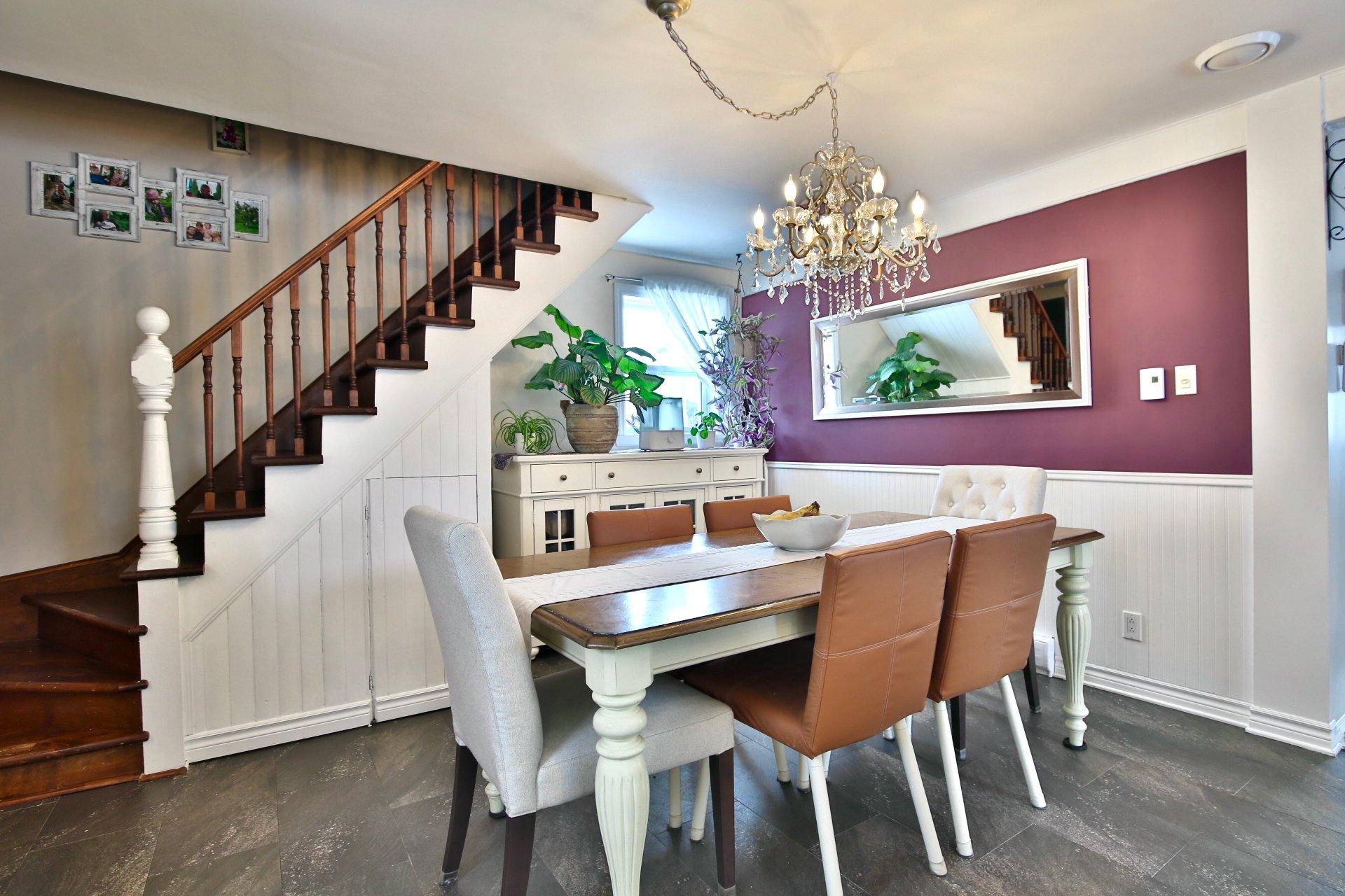 









1160


Rue du Pont

,
Marieville,




QC
J3M1G9

