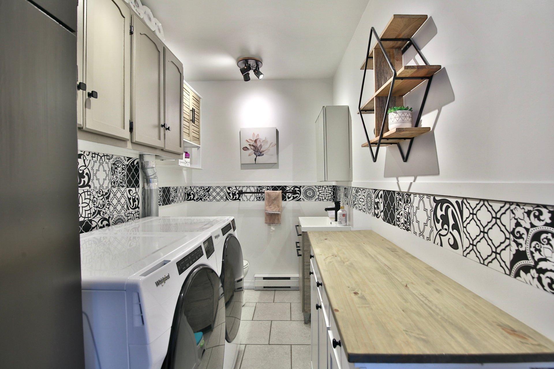 









1160


Rue du Pont

,
Marieville,




QC
J3M1G9

