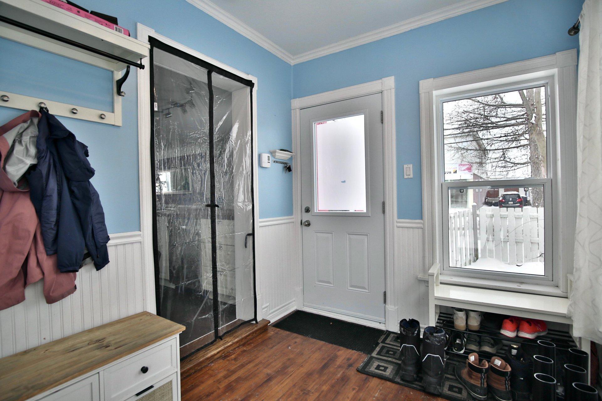 









1160


Rue du Pont

,
Marieville,




QC
J3M1G9

