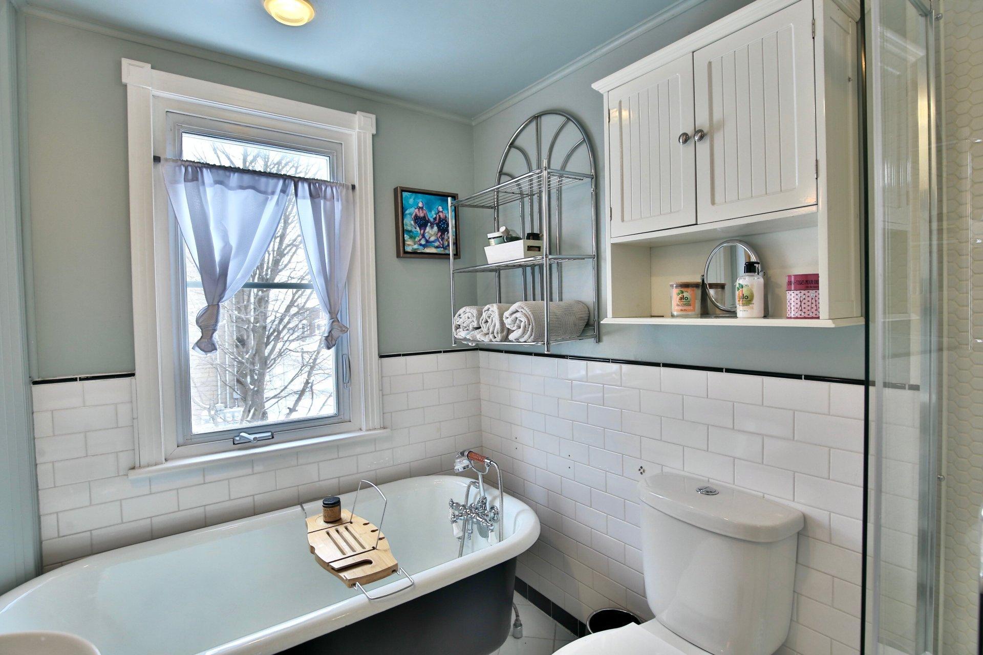 









1160


Rue du Pont

,
Marieville,




QC
J3M1G9

