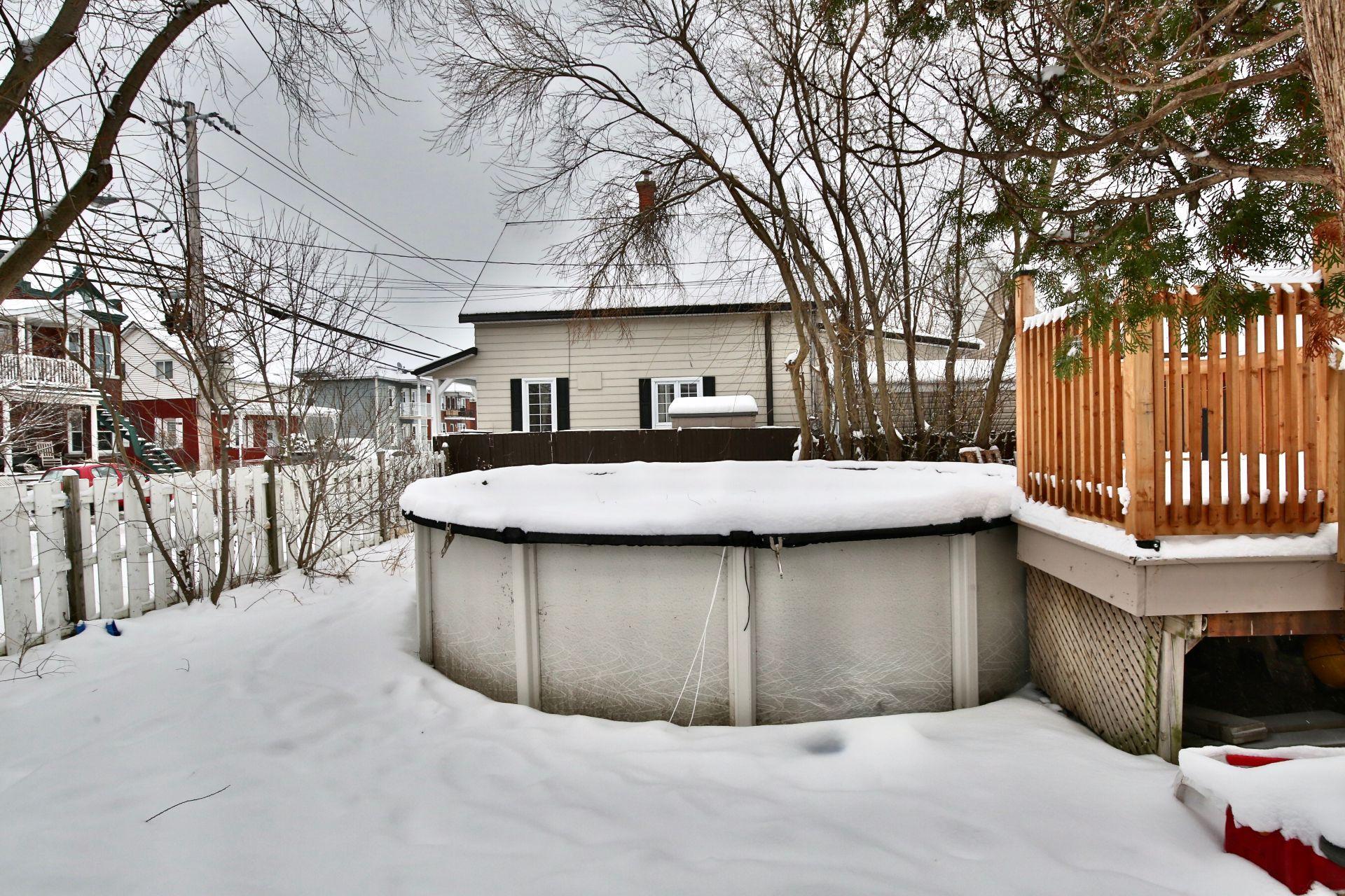 









1160


Rue du Pont

,
Marieville,




QC
J3M1G9

