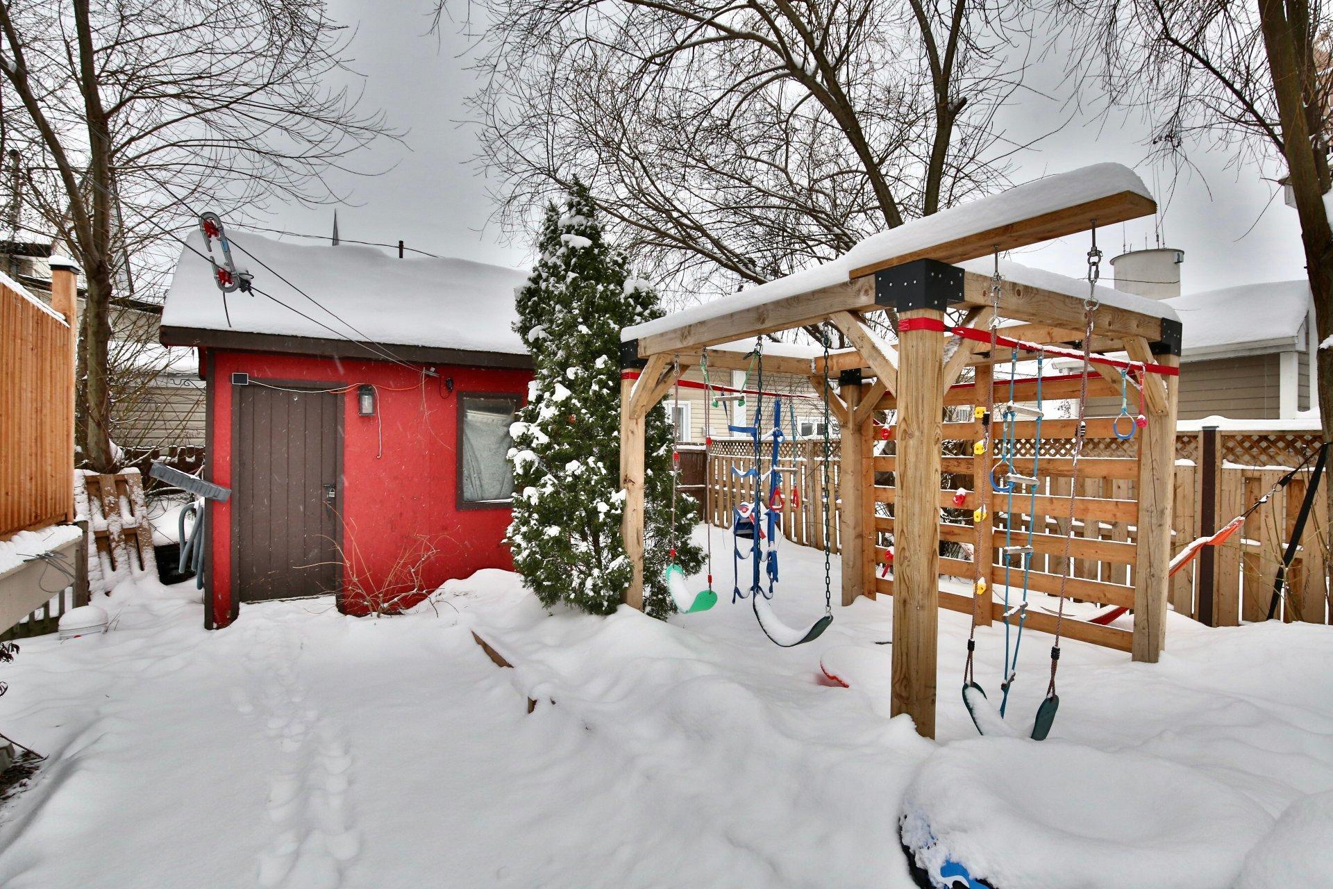 









1160


Rue du Pont

,
Marieville,




QC
J3M1G9

