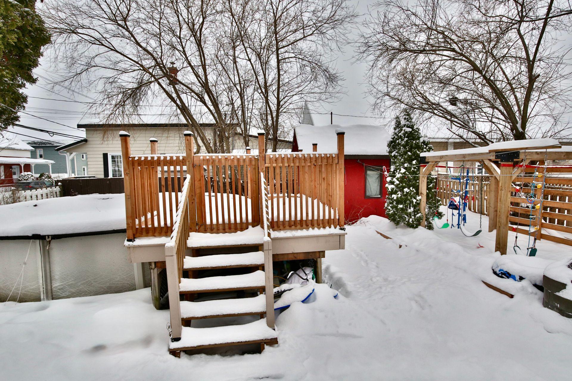 









1160


Rue du Pont

,
Marieville,




QC
J3M1G9

