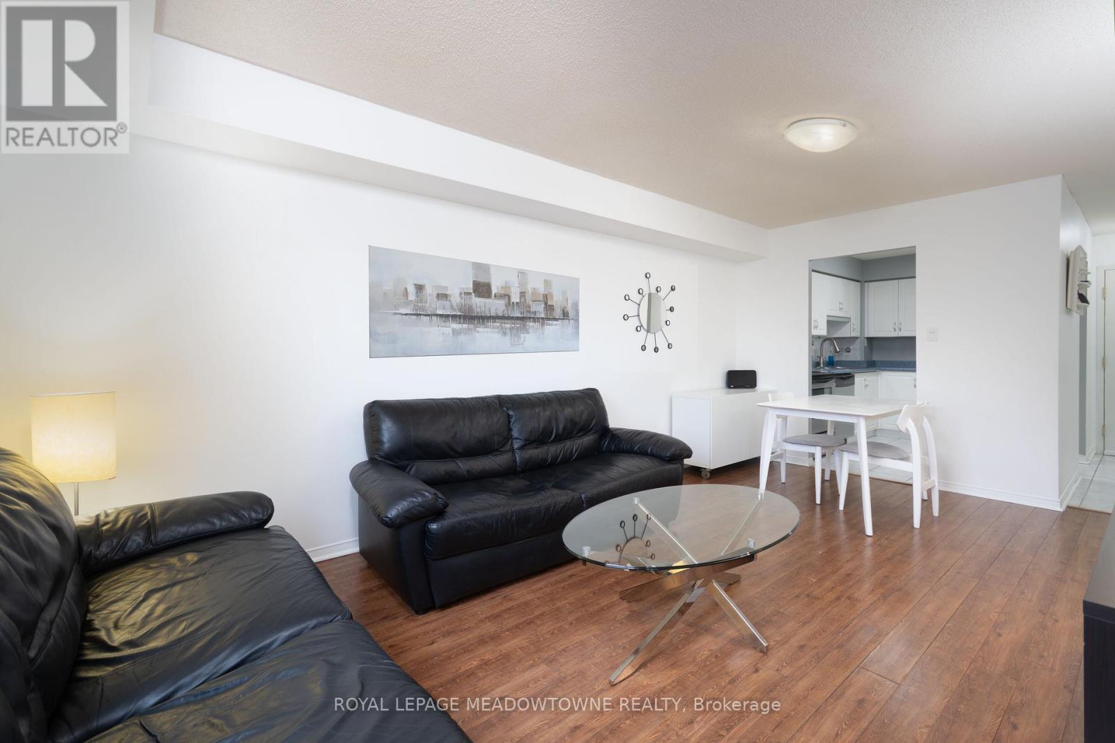 












404 - 32 TANNERY STREET

,
Mississauga,




Ontario
L5M6T6

