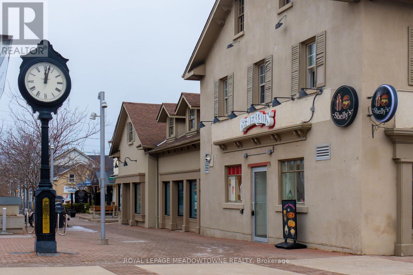 












404 - 32 TANNERY STREET

,
Mississauga,




Ontario
L5M6T6

