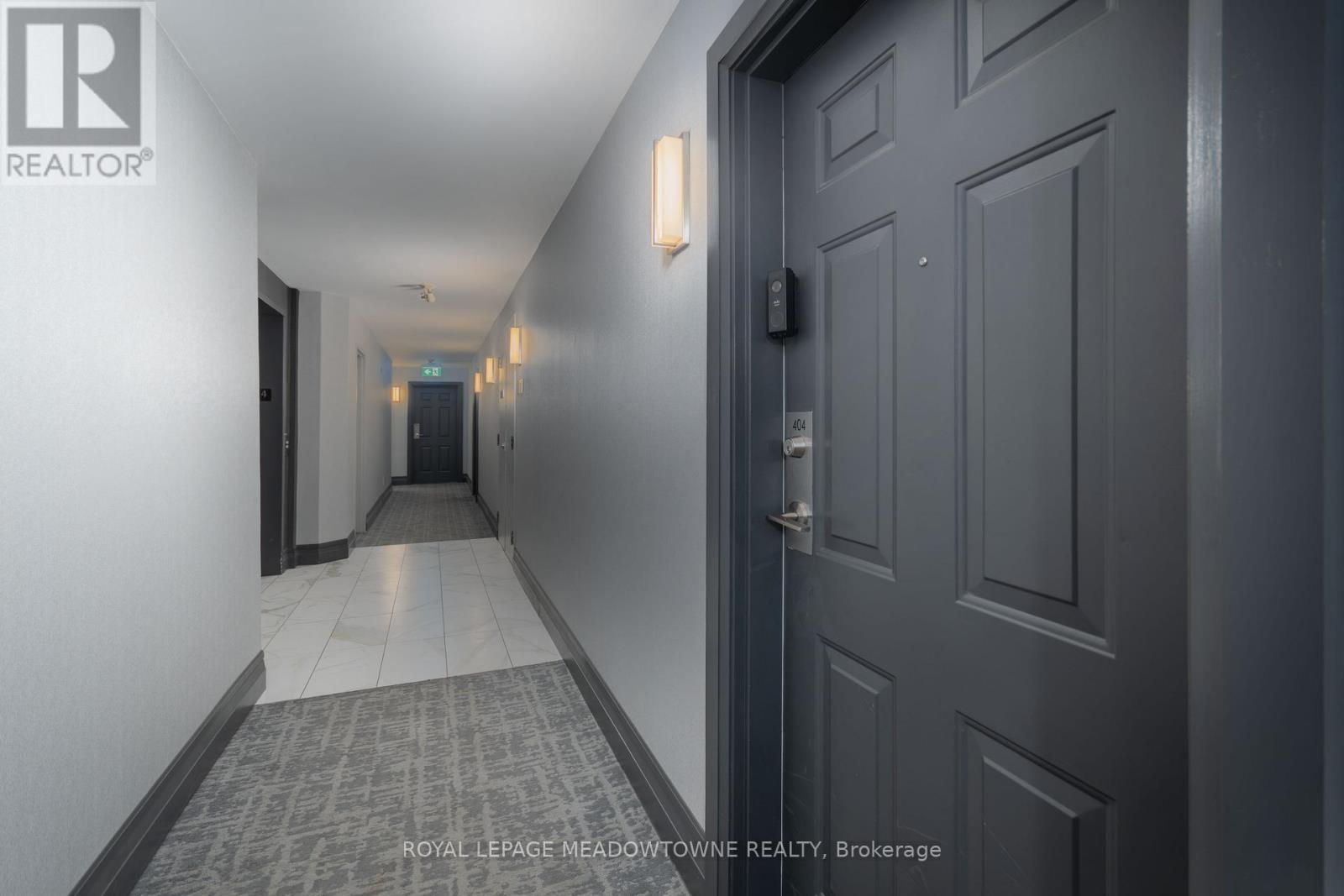 












404 - 32 TANNERY STREET

,
Mississauga,




Ontario
L5M6T6

