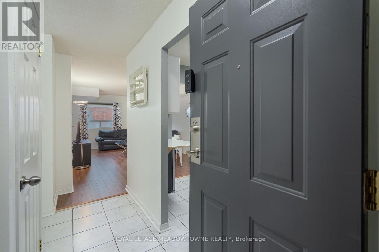 












404 - 32 TANNERY STREET

,
Mississauga,




Ontario
L5M6T6

