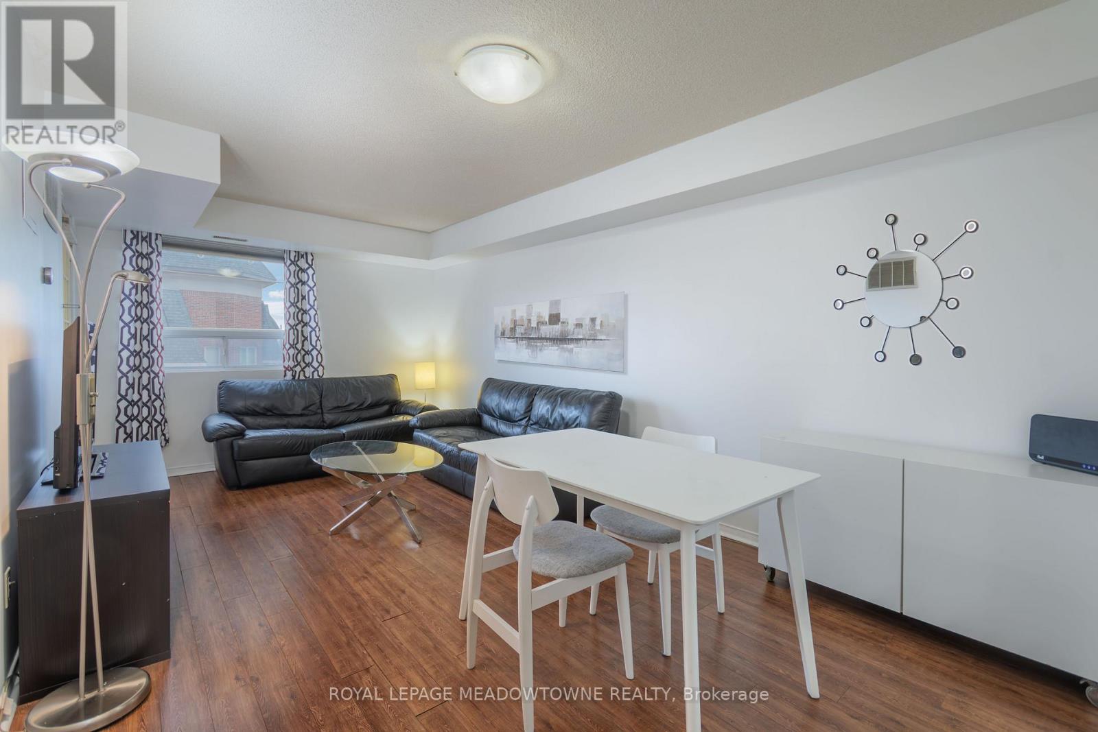 












404 - 32 TANNERY STREET

,
Mississauga,




Ontario
L5M6T6

