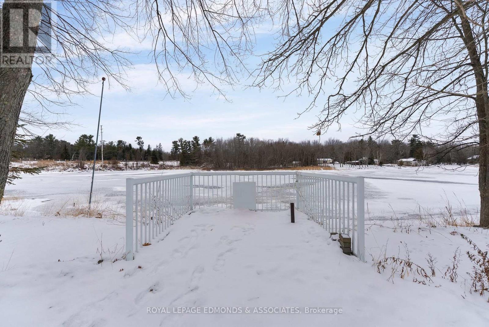 












731 FRANCIE LANE

,
Laurentian Valley,




Ontario
K8A6W2

