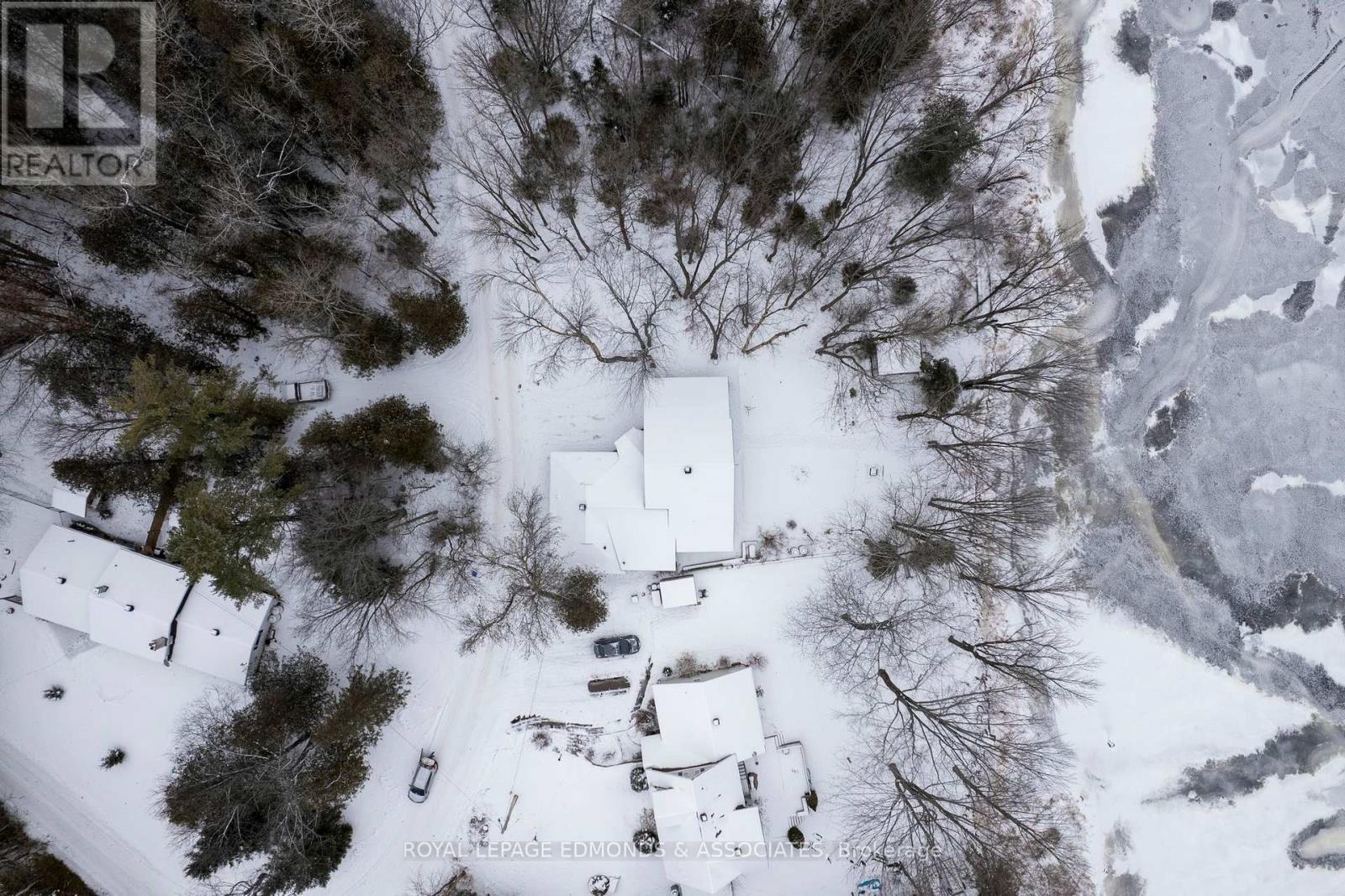 












731 FRANCIE LANE

,
Laurentian Valley,




Ontario
K8A6W2

